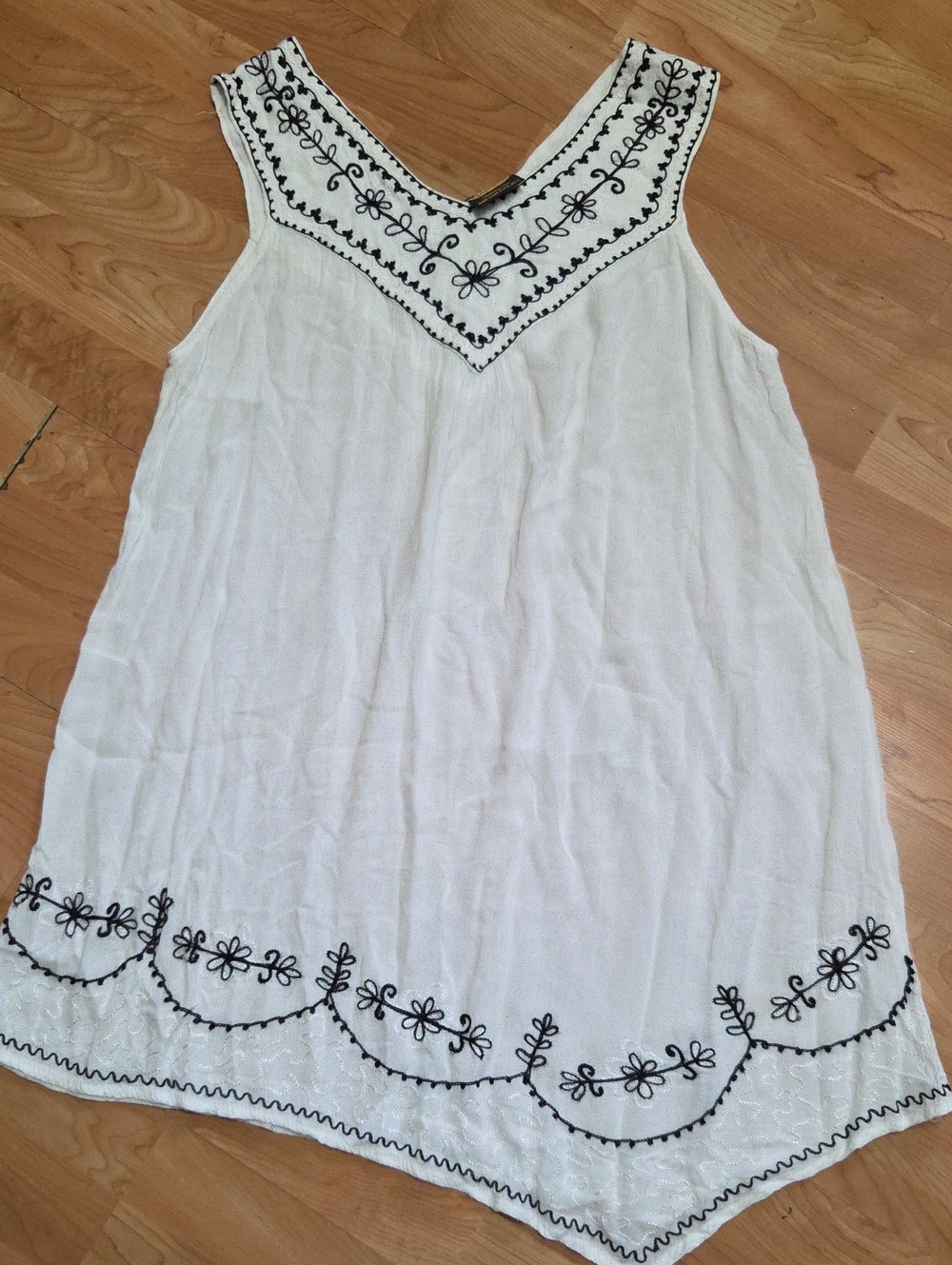 White Embroidered Sleeveless Cotton Dress